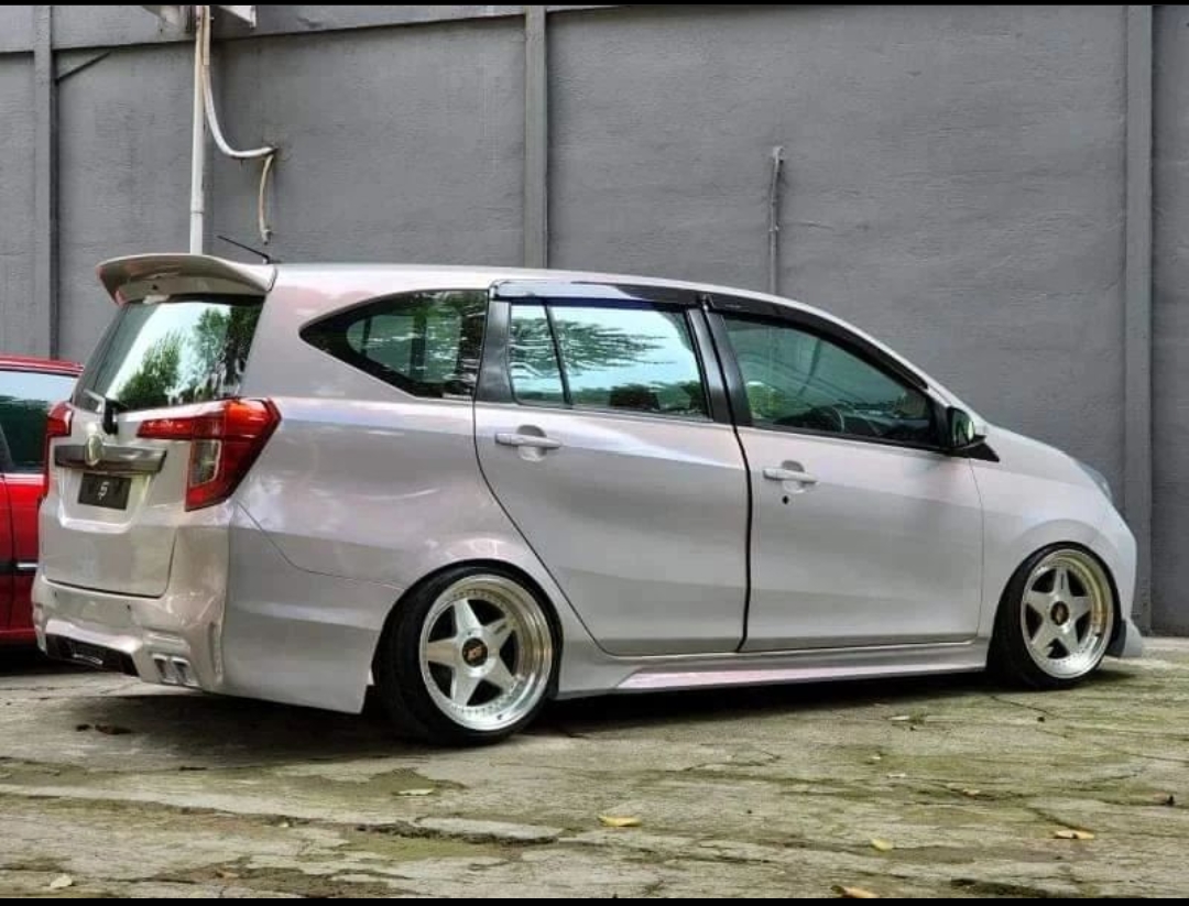 sekilas-tentang-daihatsu-sigra